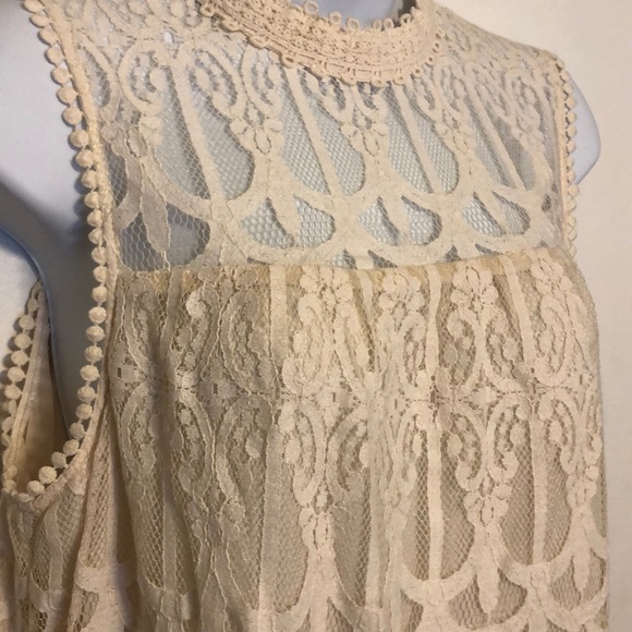 Ladies size Medium cream lace over top - Picture 2 of 7